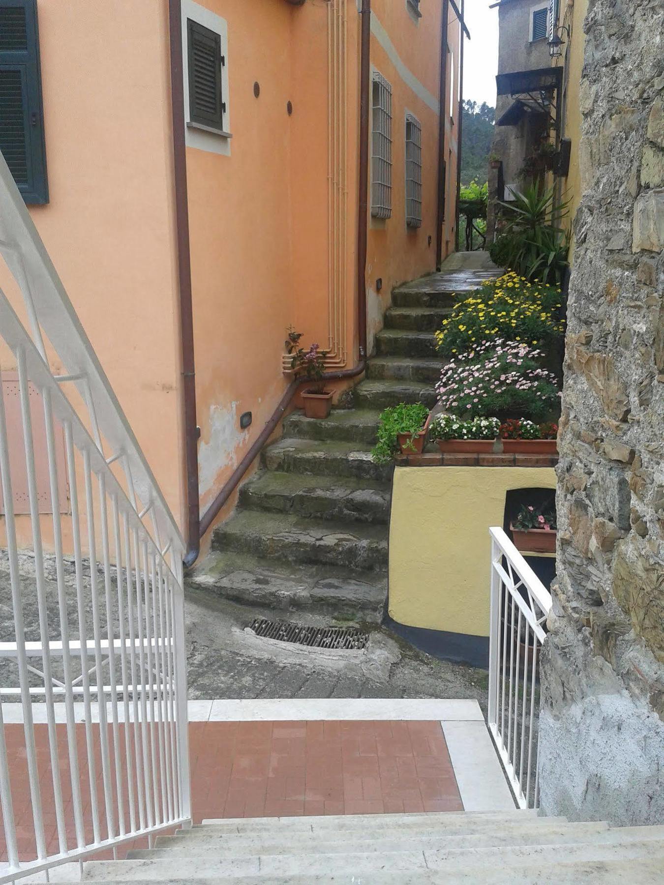 La Dimora Nel Borgo Bed & Breakfast Levanto Exterior photo